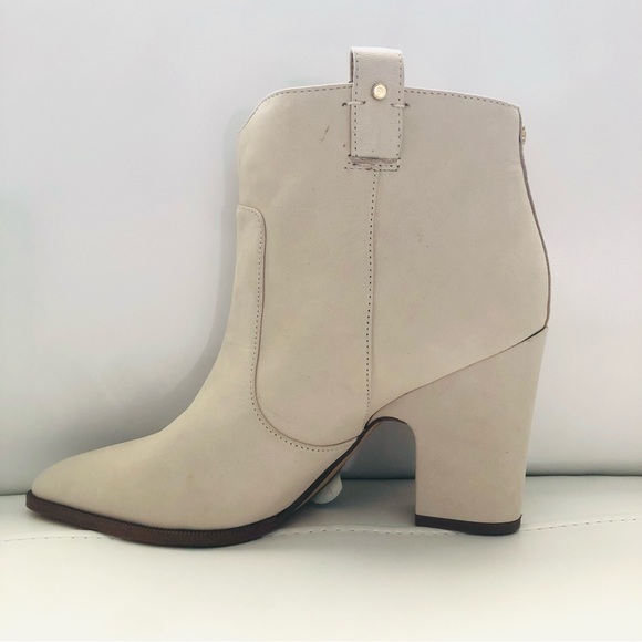 Sam Edelman Neomi Cream Pull-on Booties Sz 8 - Picture 13 of 15